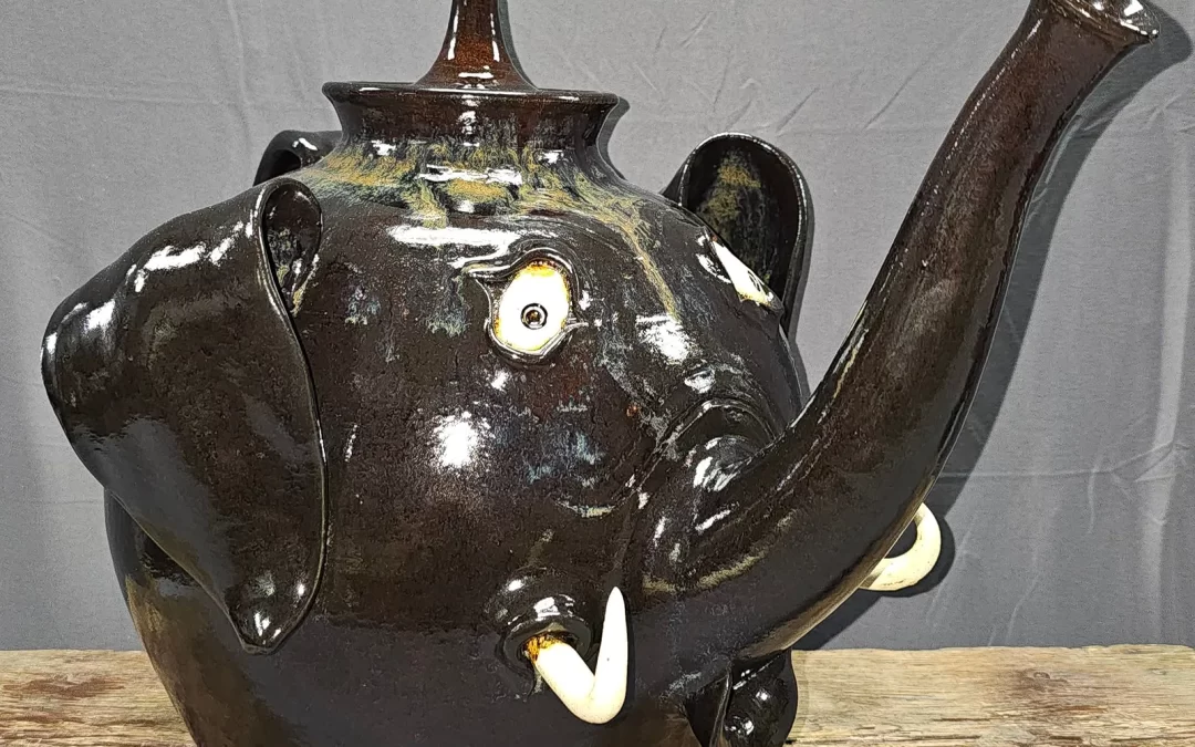 Stunning Roger Corn Large Elephant Tea Pot